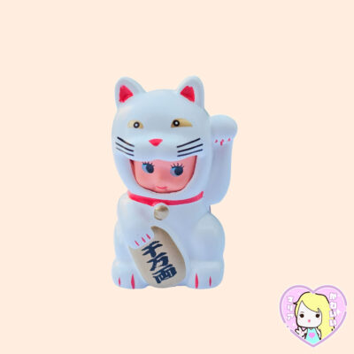 Gashapon Kewpie Obitsu Headgear Figure Collection ~ Shiro Maneki Neko